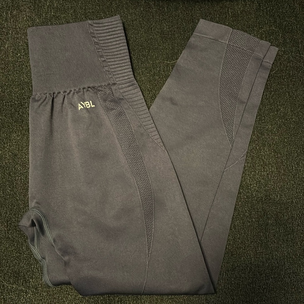 Navy Aybl leggings